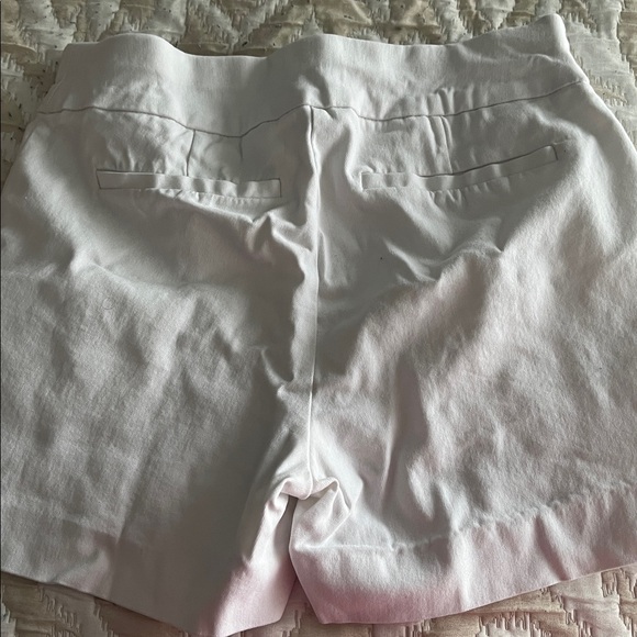 New York & Company High Waist Cream Shorts - Picture 3 of 5